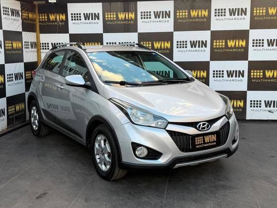 HYUNDAI HB20X 1.6 16V PREMIUM FLEX 4P AUTOMÁTICO